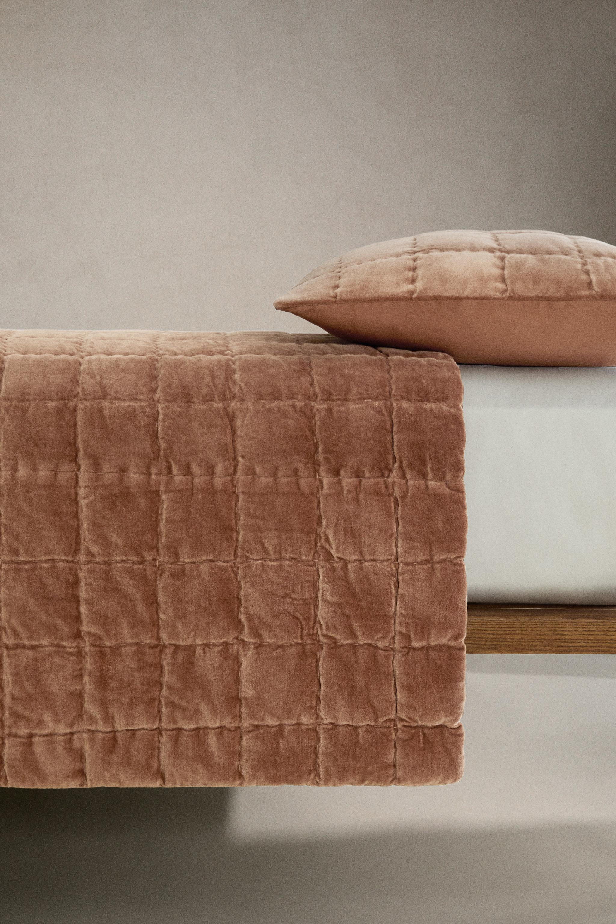 ÉDREDON VELOURS CARREAUX